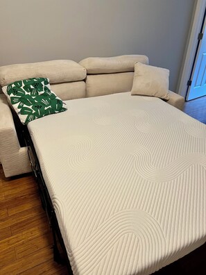 1 bedroom, iron/ironing board, WiFi, bed sheets - Cozy 1-bedroom apartment in charming New York with AC (New York)