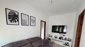 Interior detail - casa de eventos (Marica)