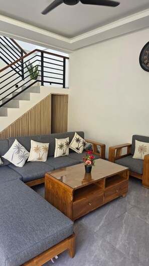 Villa, 3 Bedrooms | Living area - Villa Frost Berawa (Canggu)