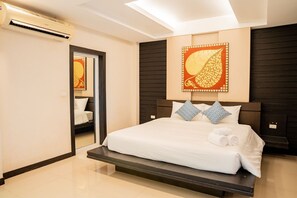 Deluxe Triple Room | Desk, free WiFi