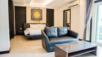 Habitación Deluxe doble | Escritorio, sistema de insonorización, wifi gratis