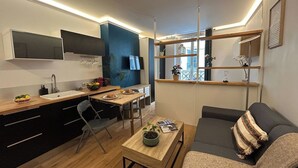 Living area - BnBNook - Chic 1BR by Les Halles (Paris)