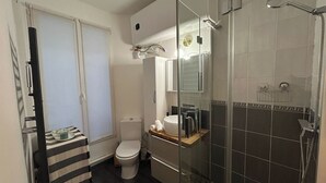 Hair dryer, towels - BnBNook - Chic 1BR by Les Halles (Paris)