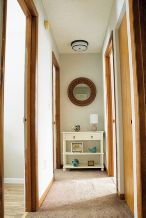 Interior - NEW 3-bedroom house in Traverse City- Near Long Lake boat launch (Traverse City)