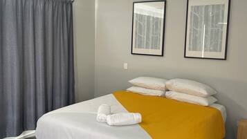 2 bedrooms, WiFi, bed sheets