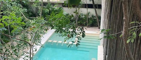 Departamento, 3 habitaciones, alberca privada | Alberca | Alberca al aire libre