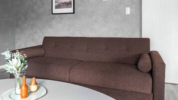 43 吋平面電視連數碼電視頻道