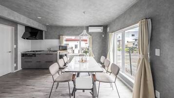 Essbereich im Zimmer