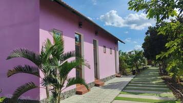 Rideaux occultants, chambres insonorisées, Wi-Fi gratuit