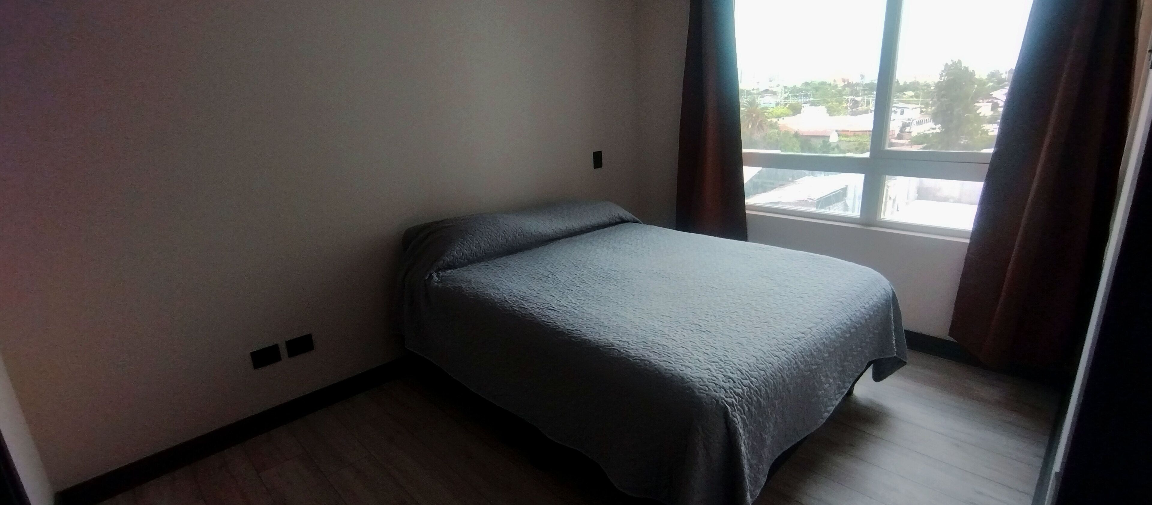 1 habitación, wifi gratis, ropa de cama y acceso para silla de ruedas 