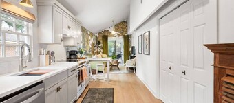 The Congress Cottage