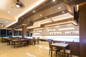 تناول الطعام