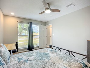 5 bedrooms, desk, iron/ironing board, travel cot