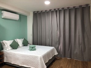1 室のベッドルーム、アイロン / アイロン台、WiFi、ベッドシーツ