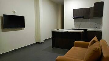 Suite estàndard, vistes a la piscina | Sala d'estar