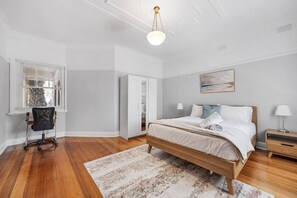 2 Schlafzimmer, Schreibtisch, WLAN, Bettwäsche