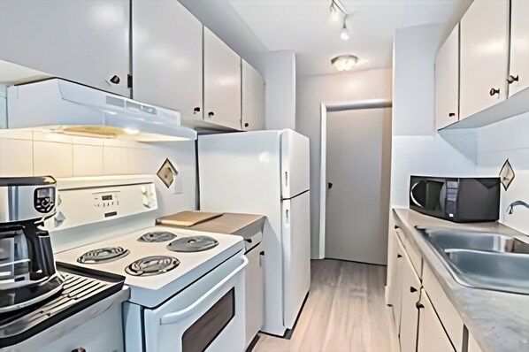 Microwave, oven, stovetop