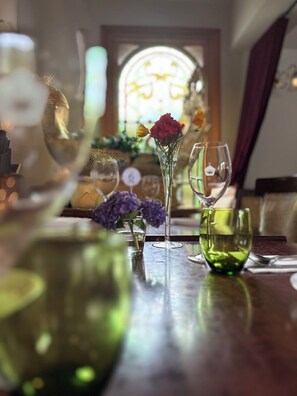 Dining - Tasmanian Retreat in Heritage Garden of Scottsdale w/Restaurant onsite (Unit4) (Scottsdale)