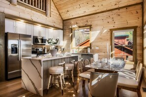 Fridge, microwave, oven, stovetop - Pool + Theater + Arcade Cabin | 3 King Suites (Sevierville)
