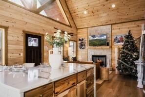 Interior - Pool + Theater + Arcade Cabin | 3 King Suites (Sevierville)
