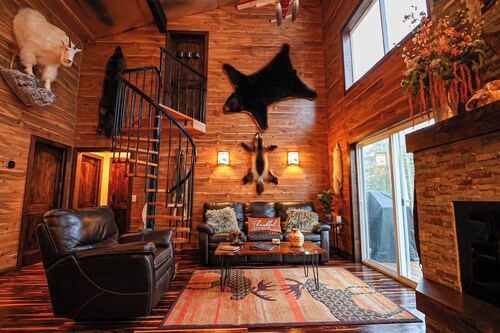 Luxury Alaska Hideaway with Movie Theater, Sauna & Stunning Natural Views