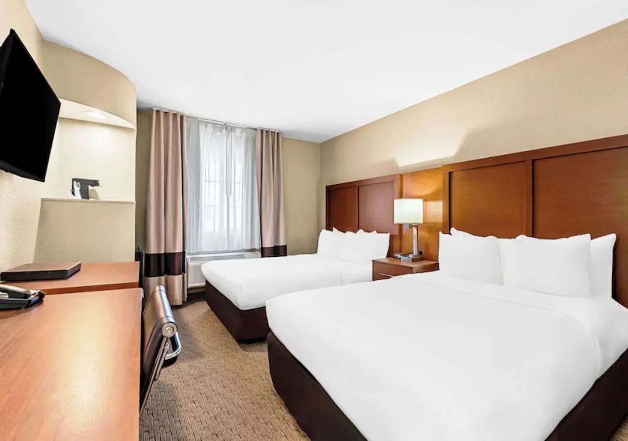 Iron/ironing board, free WiFi