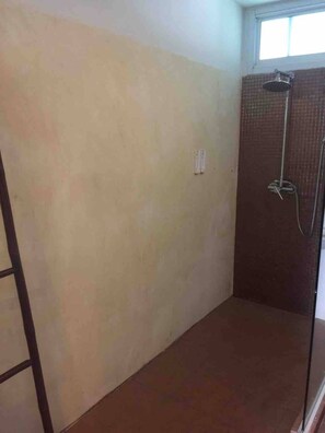 Kamer, 1 slaapkamer, roken, balkon | Badkamer