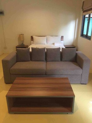 Room, 2 Bedrooms, Smoking | Living room