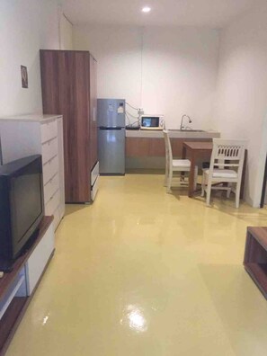 Room, 2 Bedrooms, Smoking | Kemudahan bilik