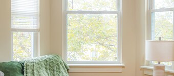 Spacious 4-bedroom house with 1 free parking spot in charming Cambridge/Boston