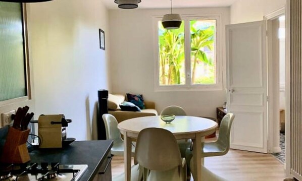 Interior - Houses & Villas for 4 People (Aix-les-Bains)