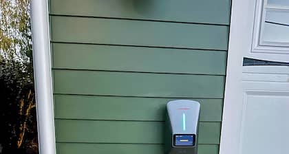 New Camas Apartment • Private Entry + EV Charging