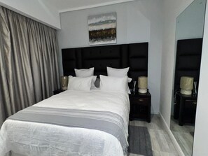 Room - Nice self catering condo in Smart Echo City accommodating 6 people fully equiped (Pretoria)