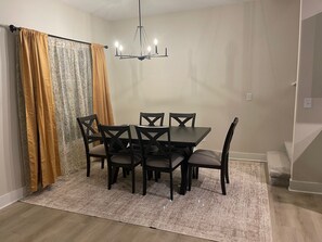 Dining - Amazing 3-bedroom townhome with AC in Wichita (Wichita)