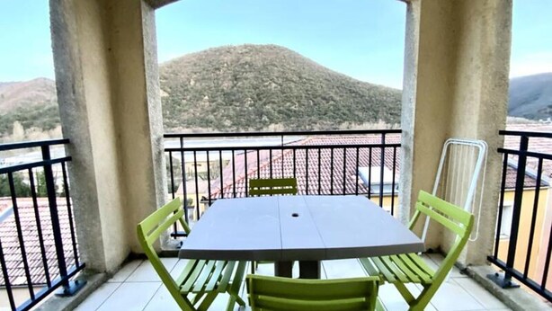 Outdoor dining - Apartments for 5 People (Avene)
