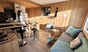 Living area - Apartment in Megeve With Mountain Views (Megeve)