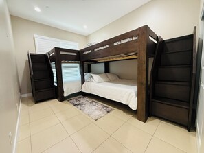 6 habitaciones, tabla de planchar con plancha y wifi gratis 