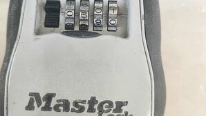 Un candado Master Lock.