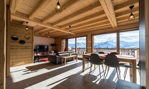 Living area - Attic Apartment on the Slopes, Panoramic View (Fontcouverte-la-Toussuire)