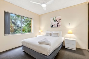 2 makuuhuonetta, silitysrauta/-lauta, internet, vuodevaatteet