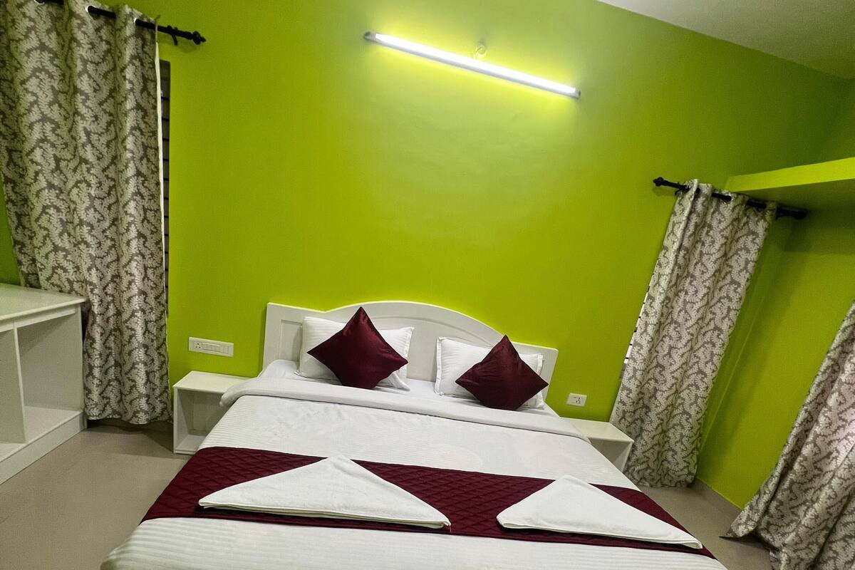 Deluxe Room | Free WiFi