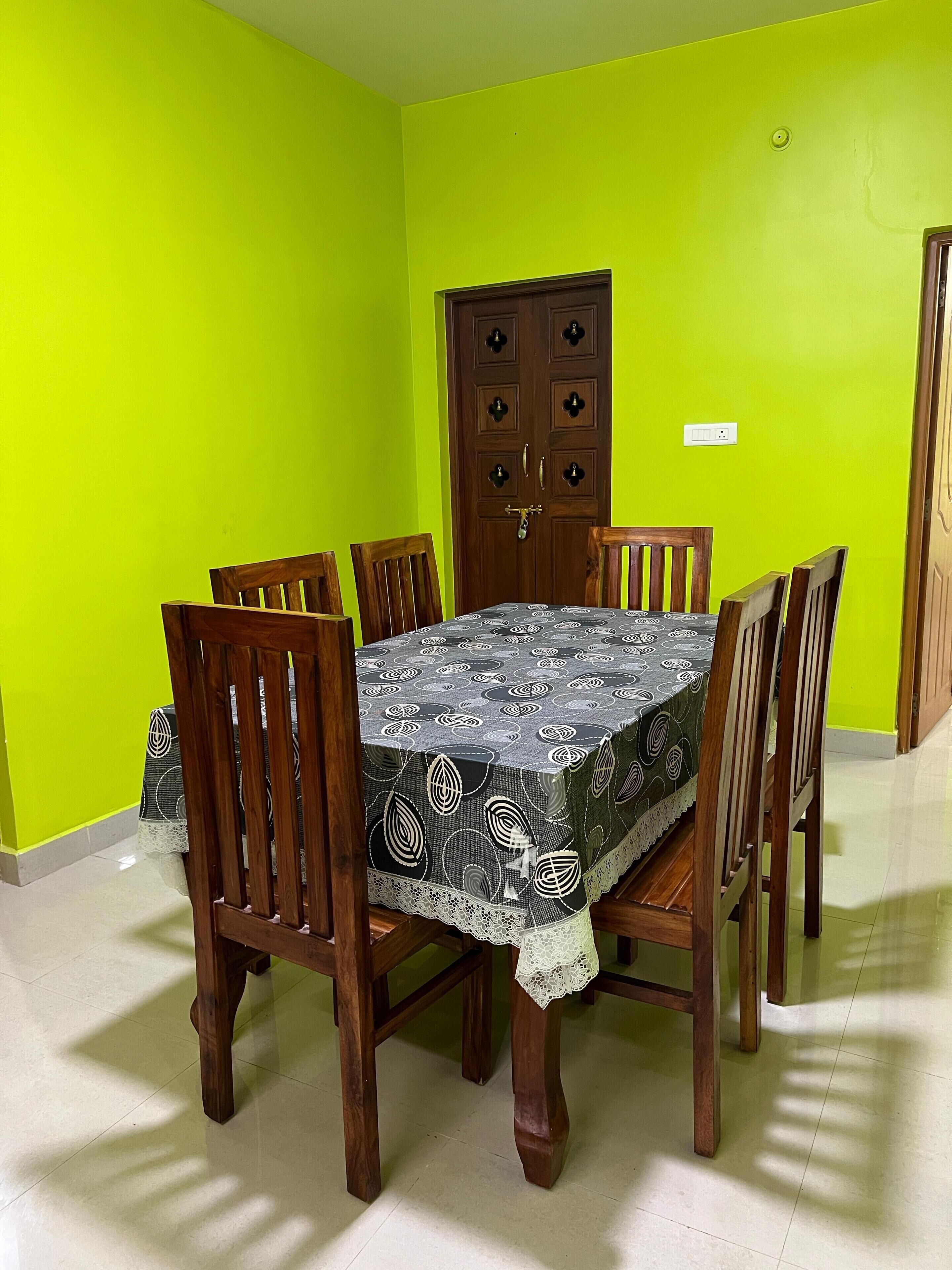 Deluxe Room | Free WiFi