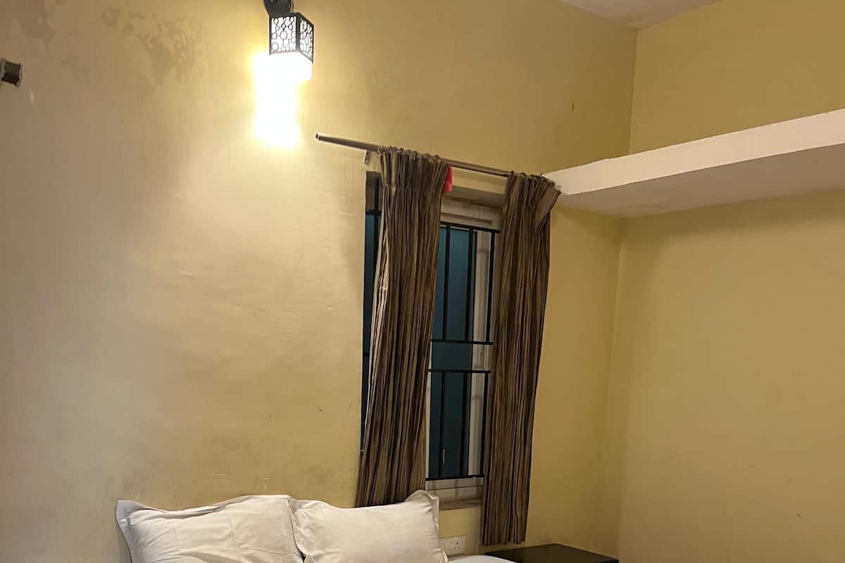 Family Room | Free WiFi