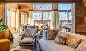 Living area - Apartment in Meribel Near Morel Slopes (Les Allues)