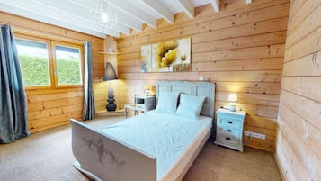 Dilengkapkan perabot secara berasingan, seterika/papan seterika