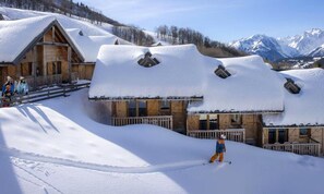 Exterior - 3-room Duplex Chalet for 7 People (Saint-François-Longchamp)