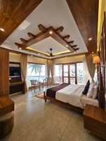 Luxury Double Room, 1 King Bed, Sea View | Hypo-allergenic bedding, desk, laptop workspace, iron/ironing board