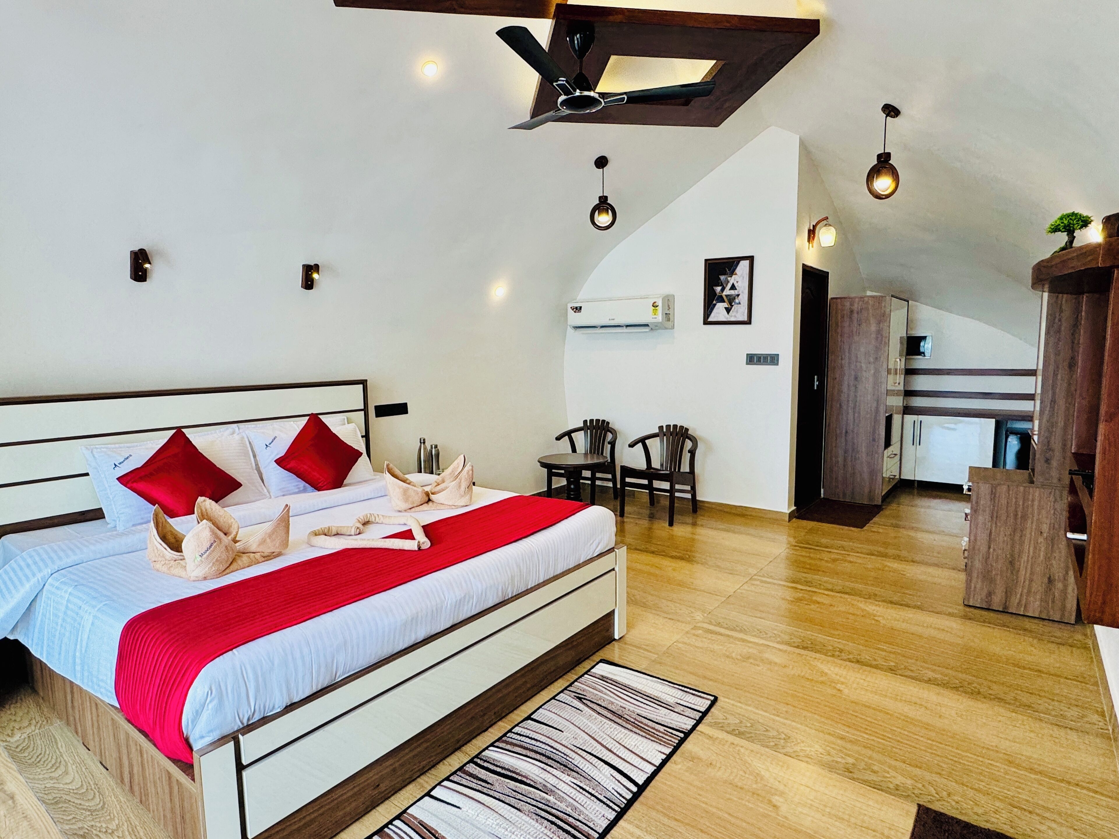 Premium Bungalow, Balcony, Sea View | Desk, laptop workspace, iron/ironing board, free WiFi