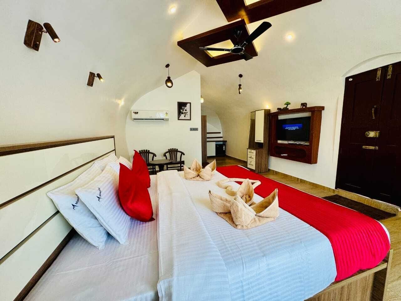 Premium Bungalow, Balcony, Sea View | Desk, laptop workspace, iron/ironing board, free WiFi