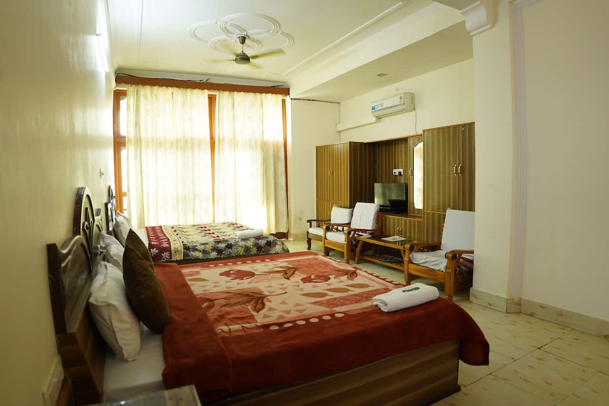 Family Studio Suite | Free WiFi